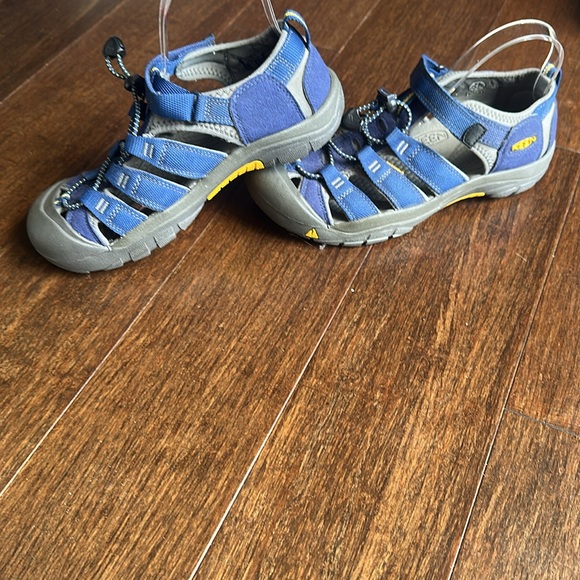 KEEN - Newport Sandals - Women's Size EU 38 - Picture 4 of 11